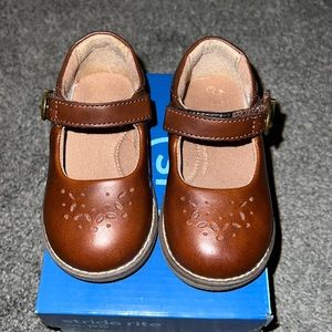 Brown stride rite